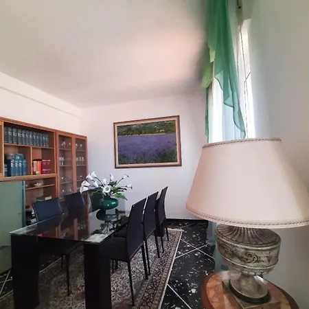 Seaview 011016-Lt-0039 דירה *