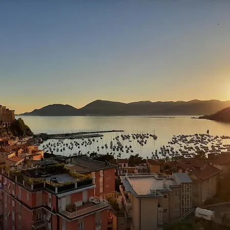 Seaview 011016-Lt-0039 * Lerici
